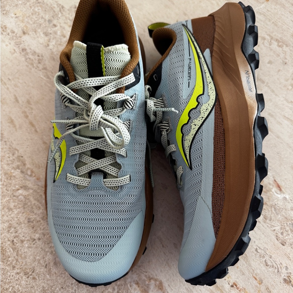 Saucony W’s Peregrine 13 Trail Shoes EUC